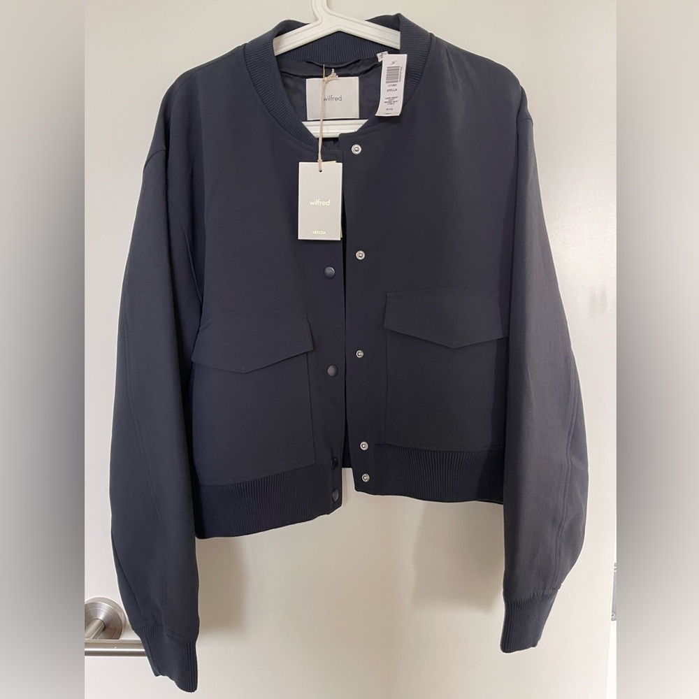 Aritzia Wilfred BNWT Stella Bomber